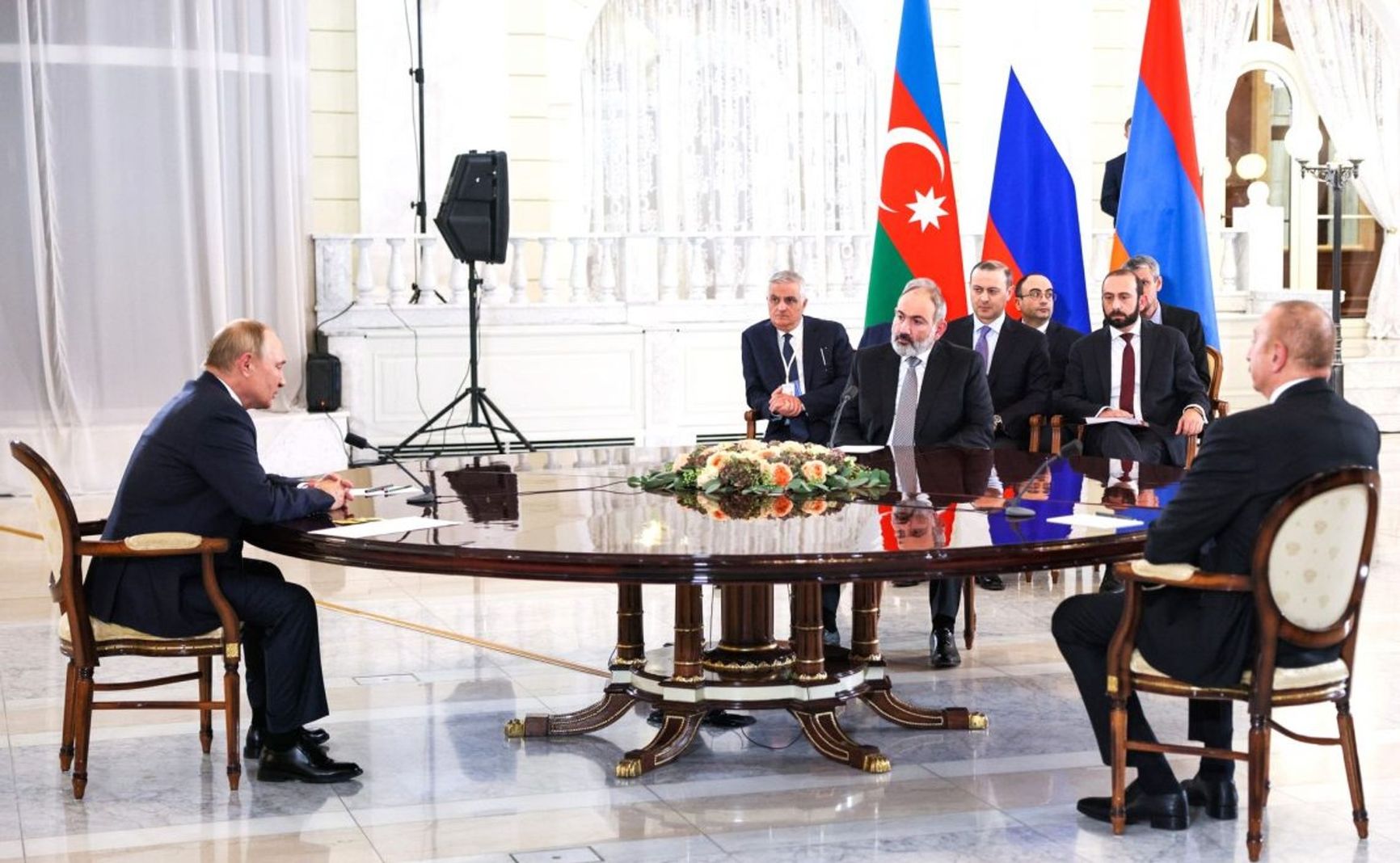 Putin, Aliyev, and Pashinyan at a meeting in Sochi, 2022